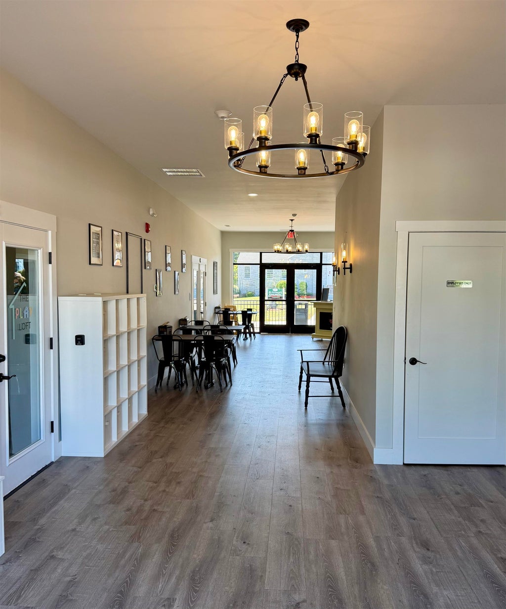 Photo of 2 Beaver Brook Way, Pelham, NH 03076 (MLS # 5111344)