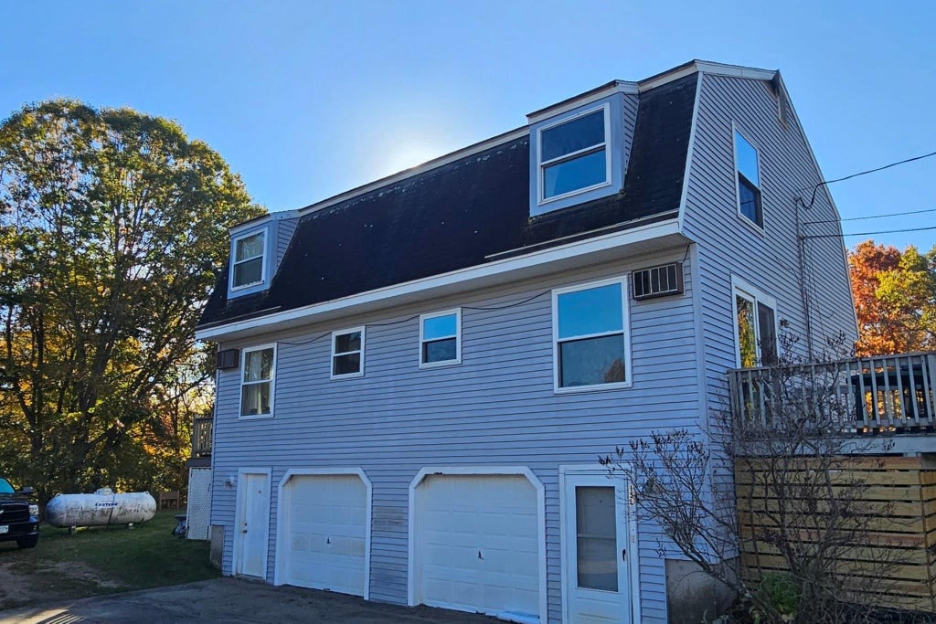 Photo of 15 Juniper Road, Derry, NH 03038 (MLS # 5115204)
