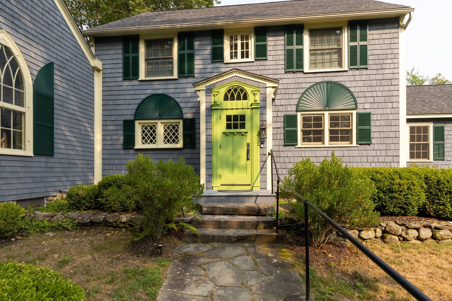 4 Elm Hill Road