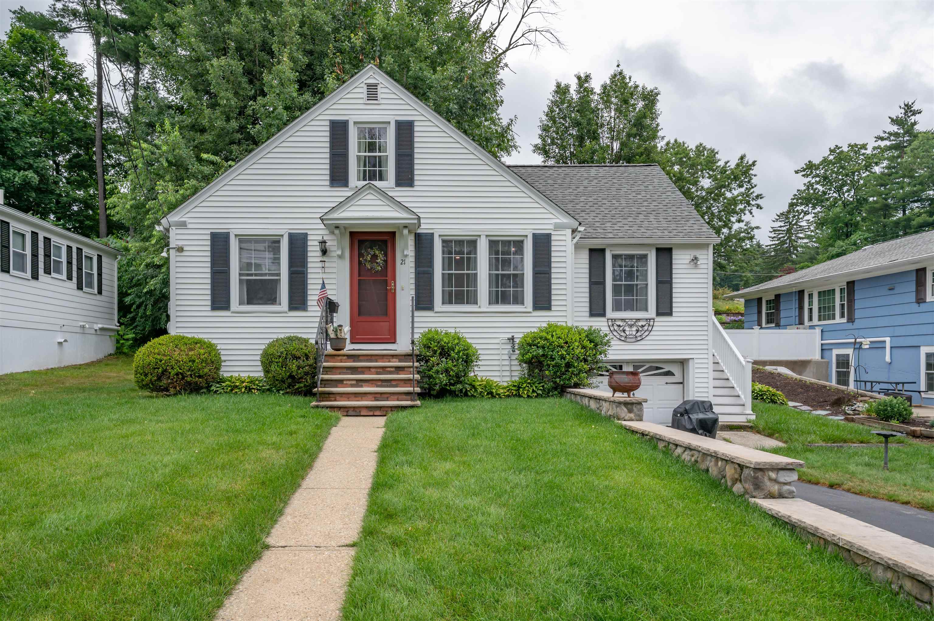 21 Charlotte Avenue
