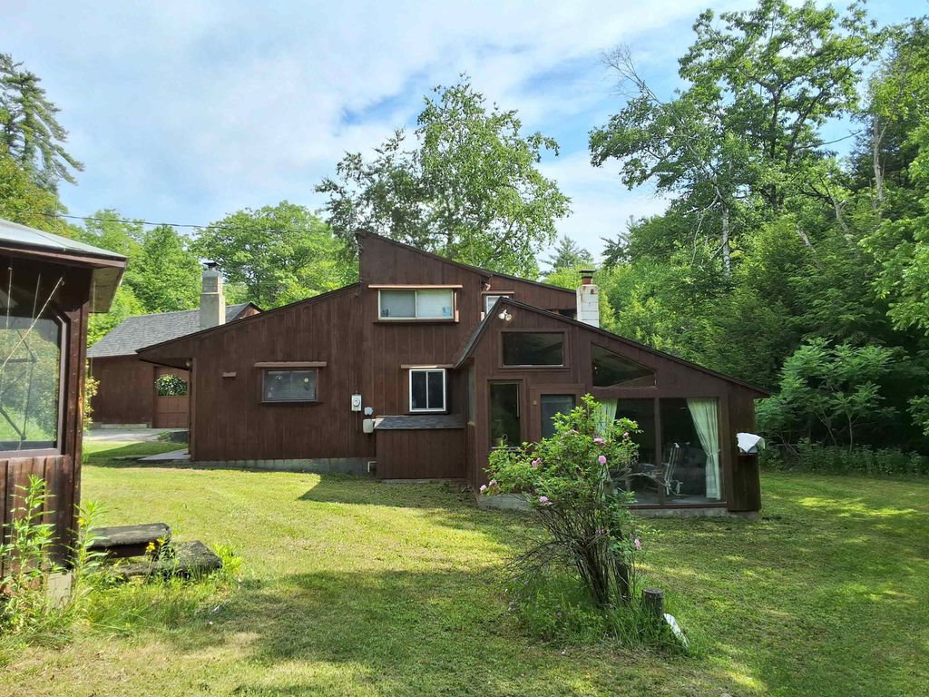 Photo of 82 Detour Road, Webster, NH 03303 (MLS # 5094449)