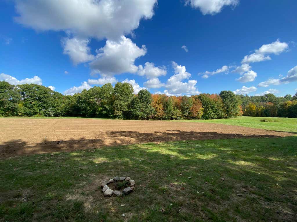 Photo of 8 Stark Road, Derry, NH 03038 (MLS # 5087857)