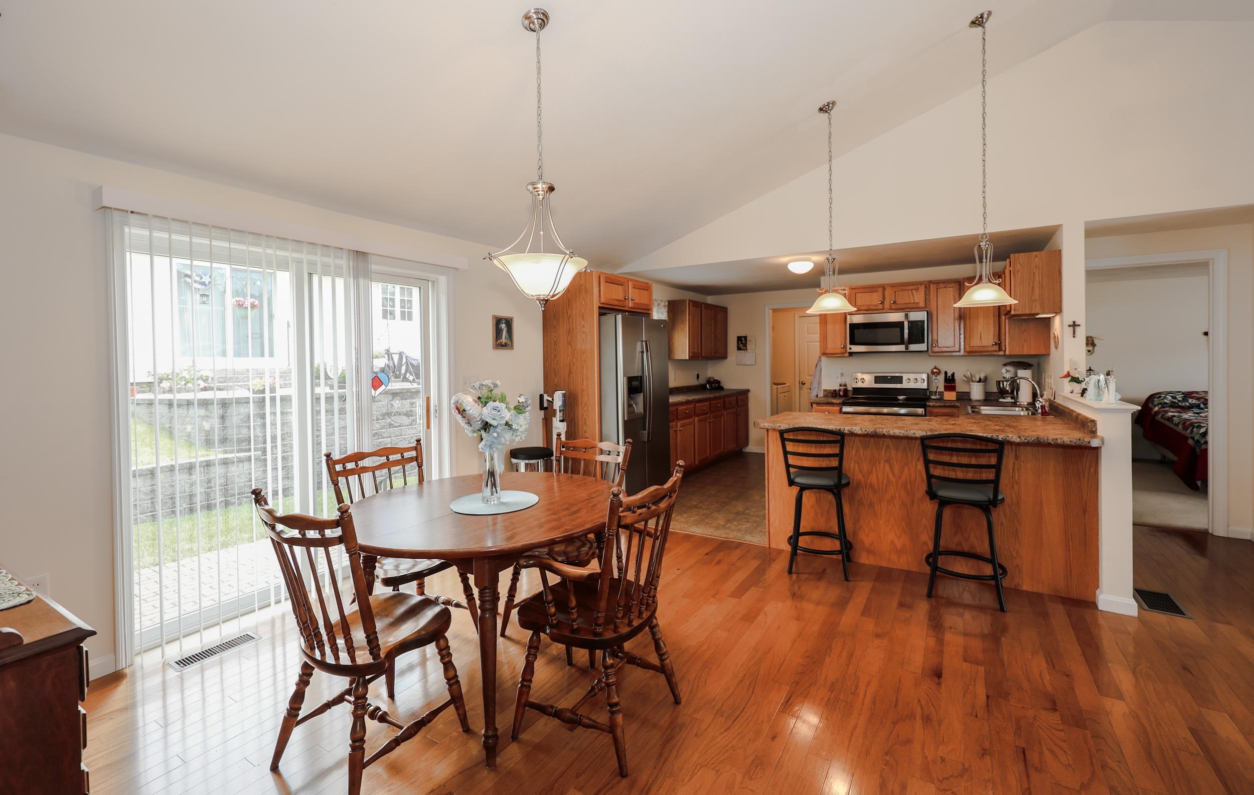 8 Cedar Street 8