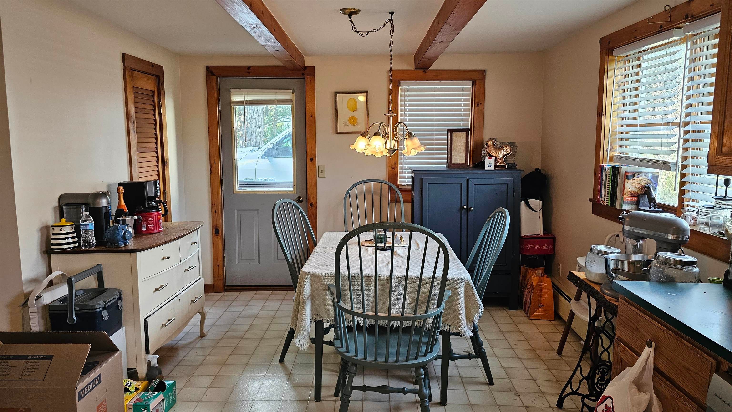 327 Vermont Route 313 W