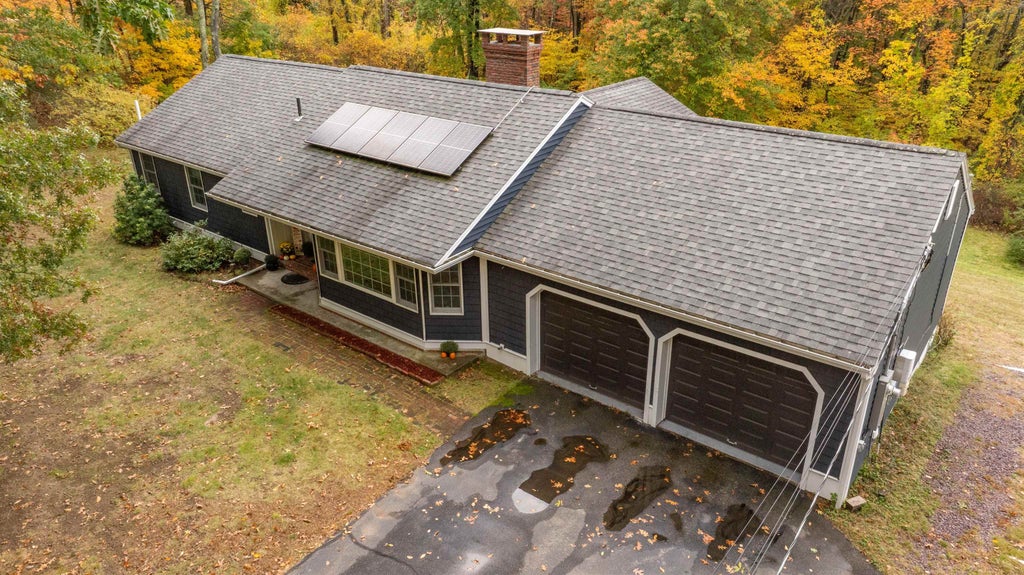 Photo of 9 Maple Avenue, Atkinson, NH 03811 (MLS # 5114422)