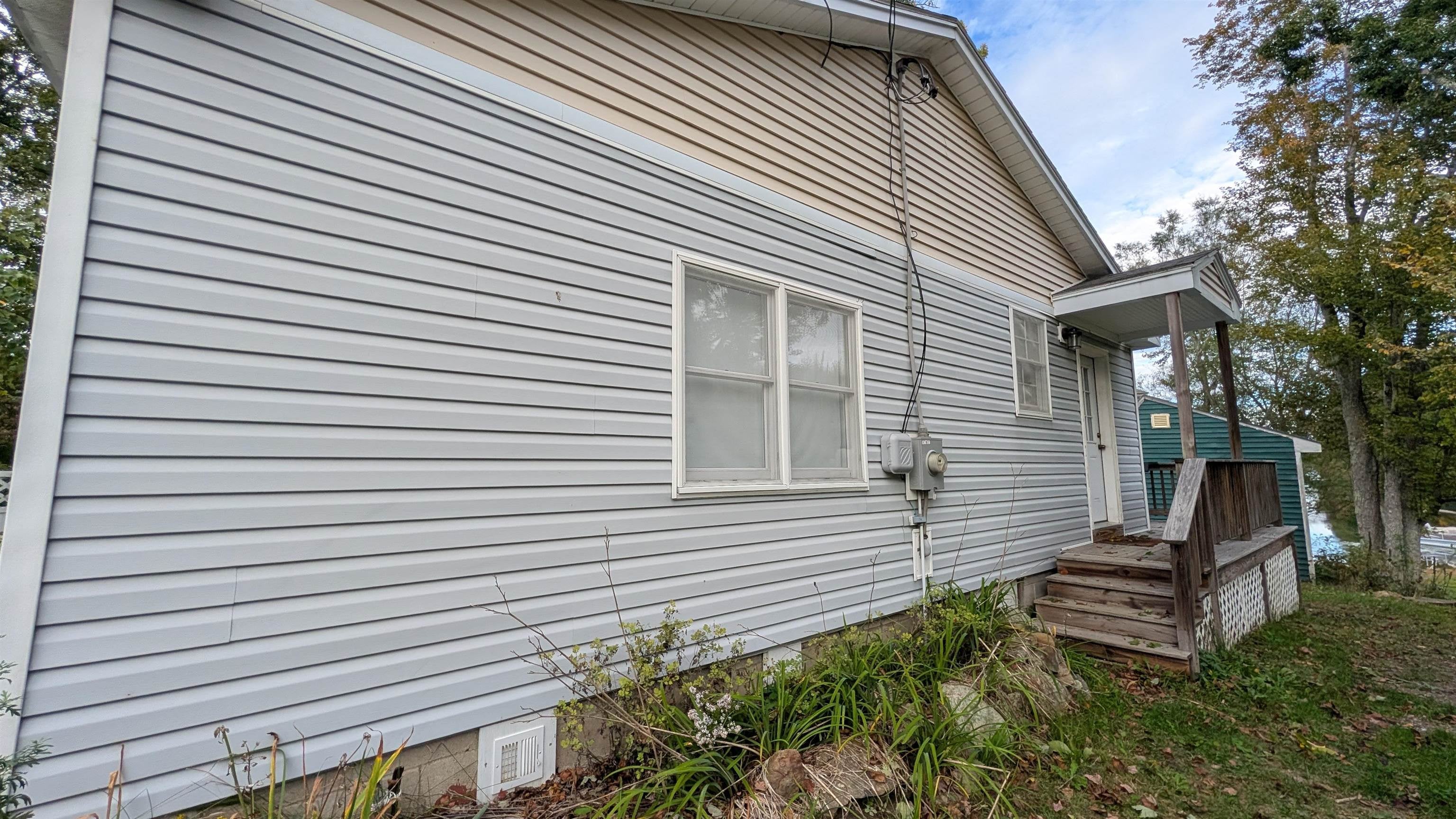 10 Abenaki Trail
