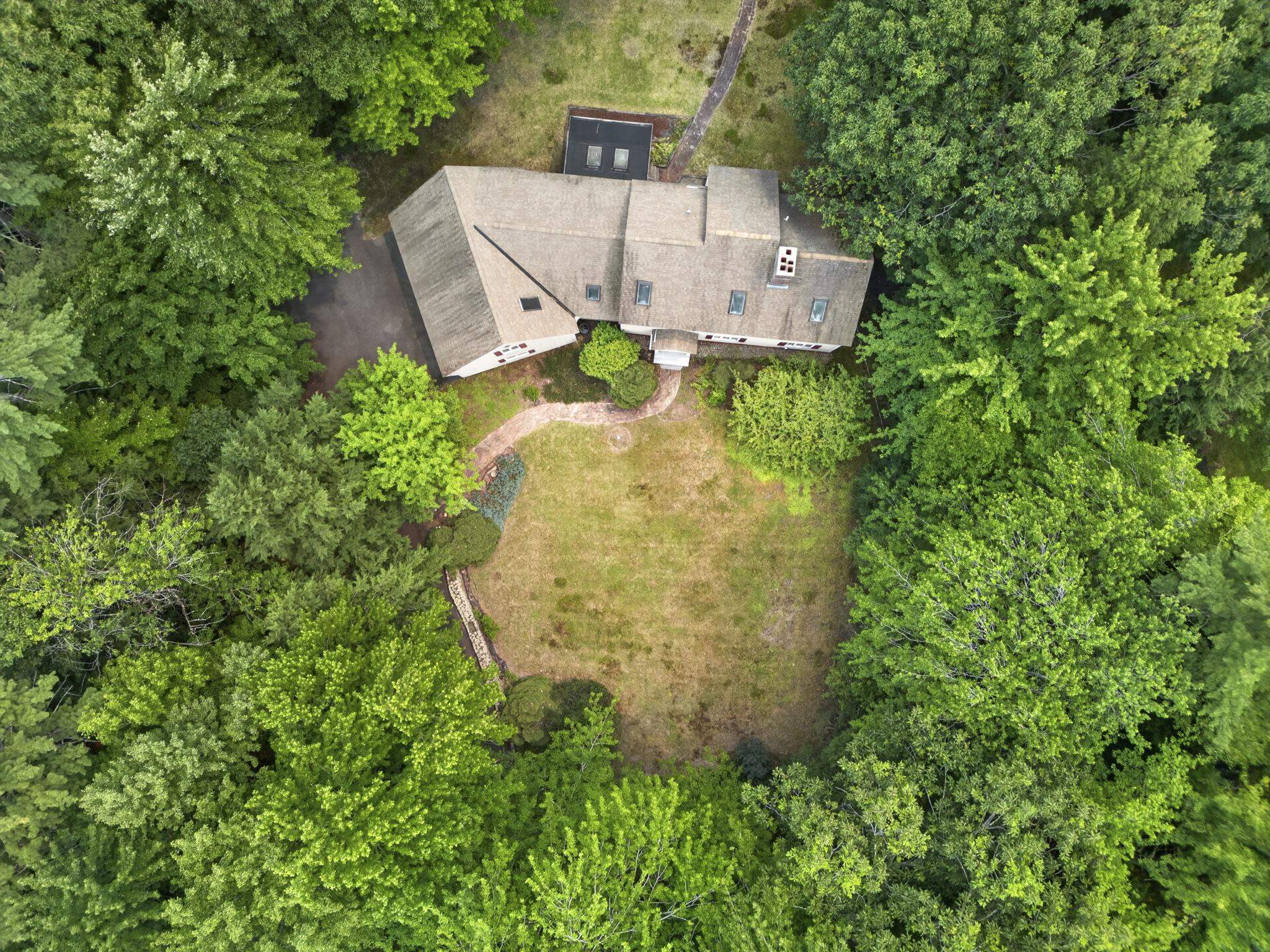 62 Hearthside Circle