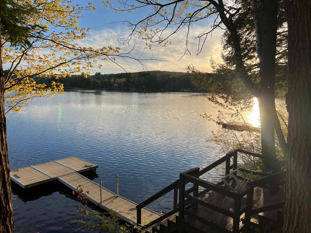 Photo of 27 Hummingbird Lane, Hillsborough, NH 03244 (MLS # 5089395)