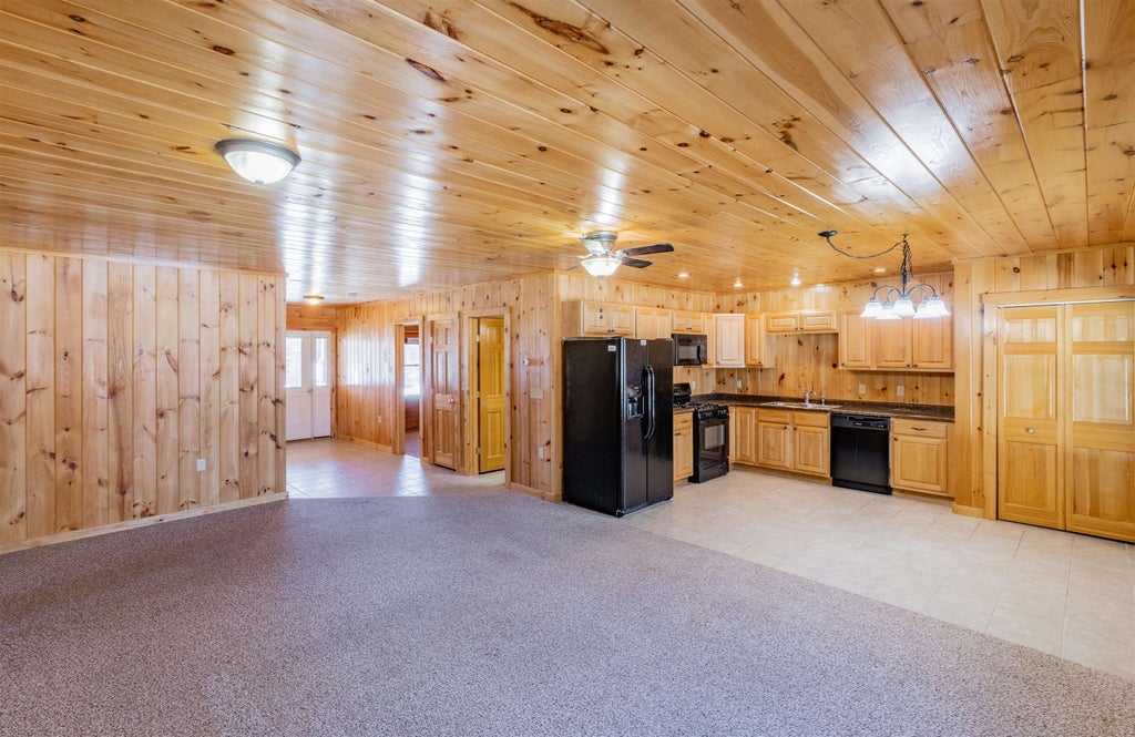 Photo of 181 Benton Road #Unit 21, Haverhill, NH 03774 (MLS # 5097057)