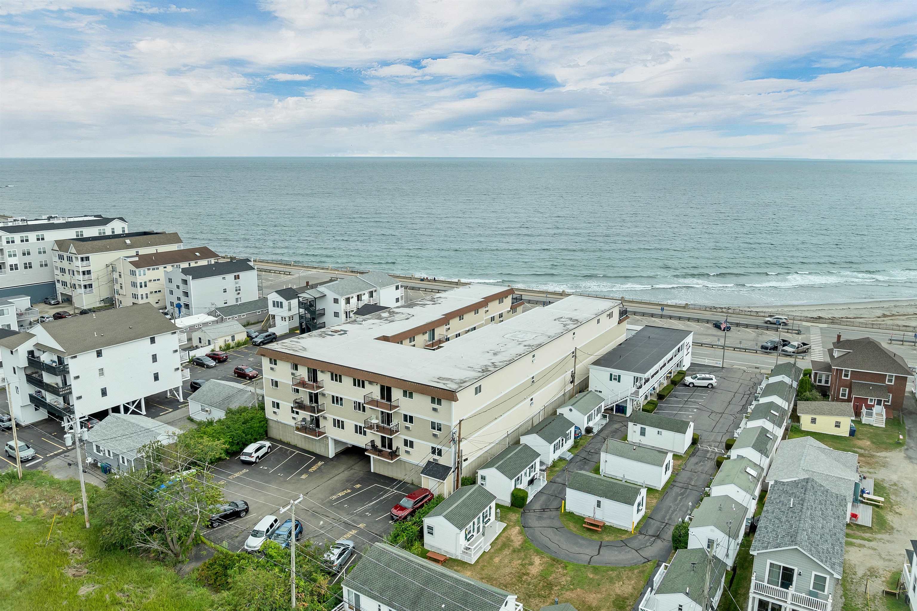 407 Ocean Boulevard B10