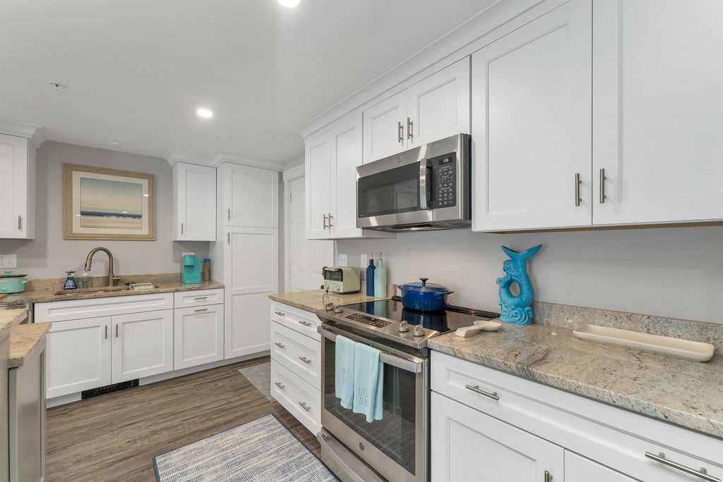 Photo of 407 Ocean Boulevard #B10, Hampton, NH 03842 (MLS # 5105553)