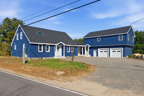 Photo of 239 Middle Road, Tuftonboro, NH 03816 (MLS # 5114928)