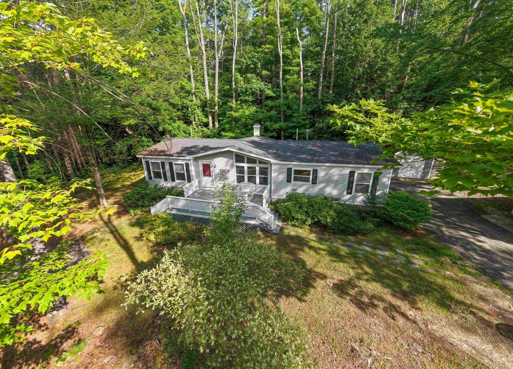 Photo of 9 Westbury Road, Meredith, NH 03253 (MLS # 5107196)