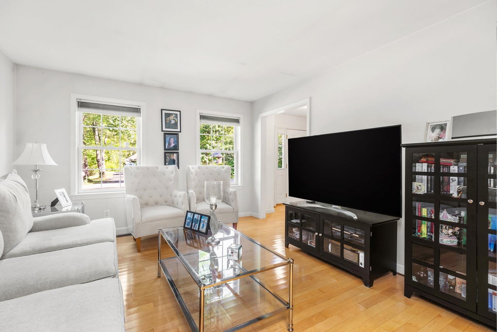 Photo of 50 Drakeside Road, Hampton, NH 03842 (MLS # 5110838)