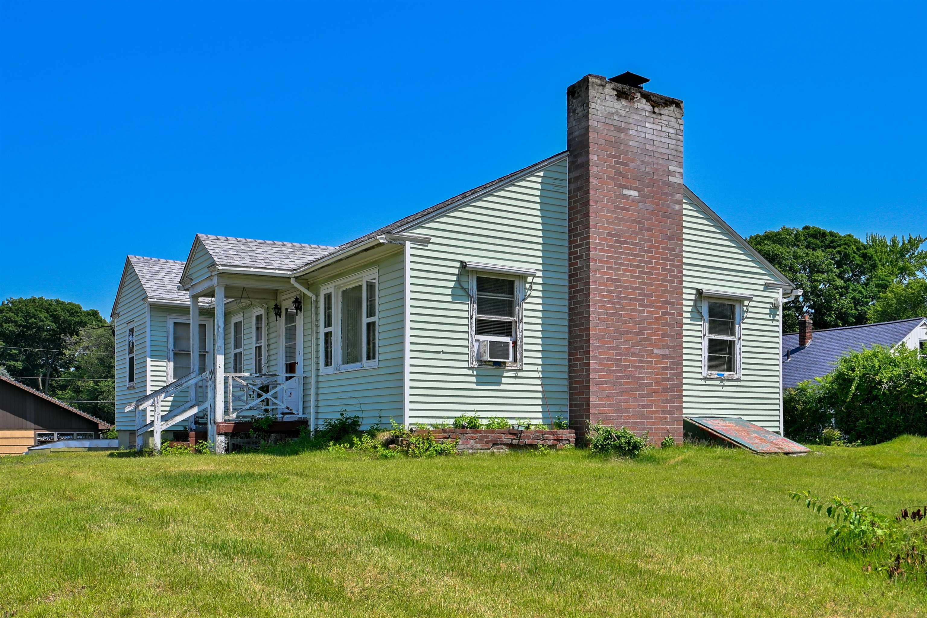 115 Crosbie Street
