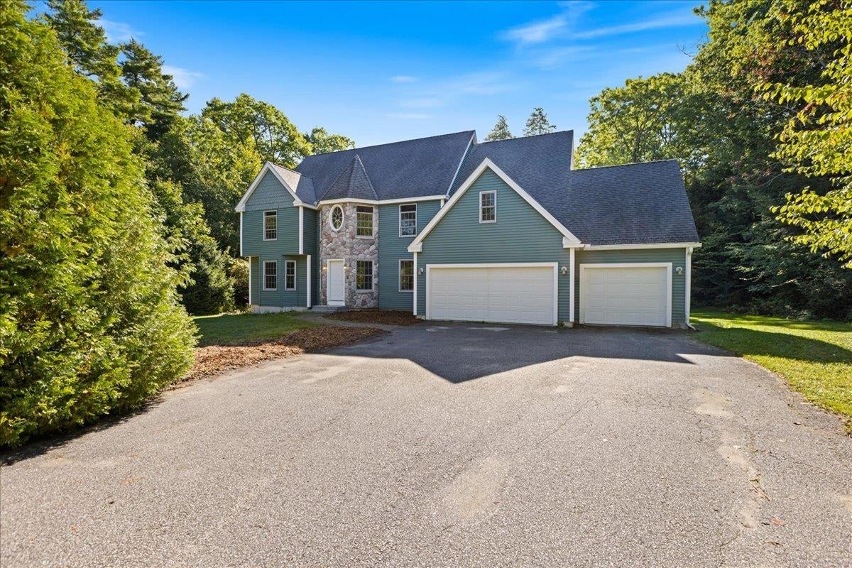 6 Dunnmoore Drive