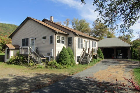 Photo of 50 Monroe Road, Bath, NH 05051 (MLS # 5115131)