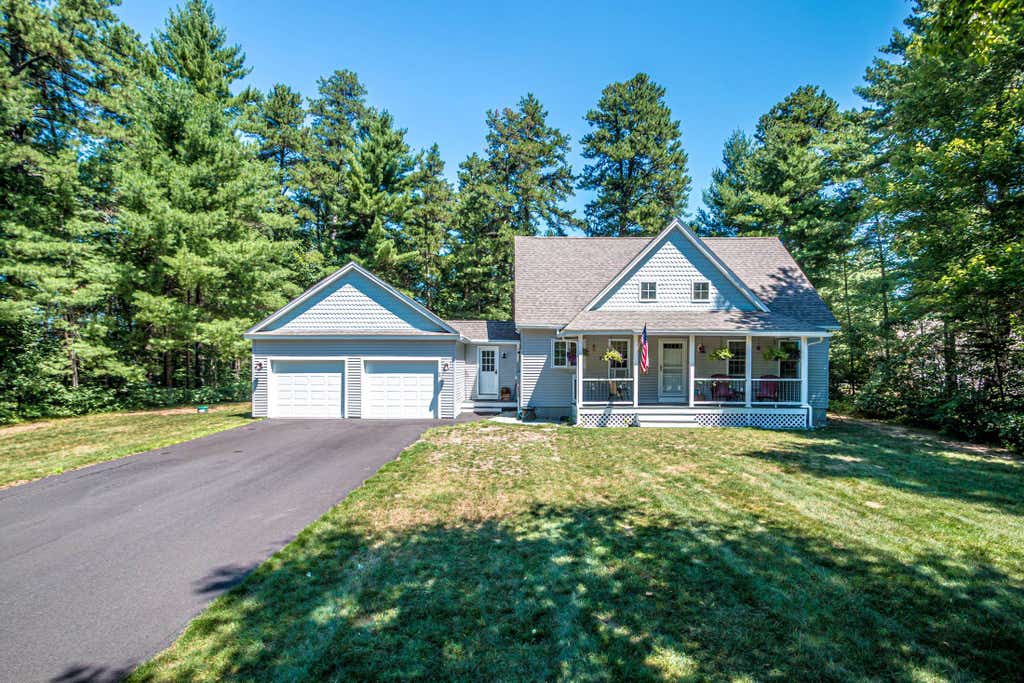 Photo of 86 Brookstone Lane, Madison, NH 03849 (MLS # 5097025)
