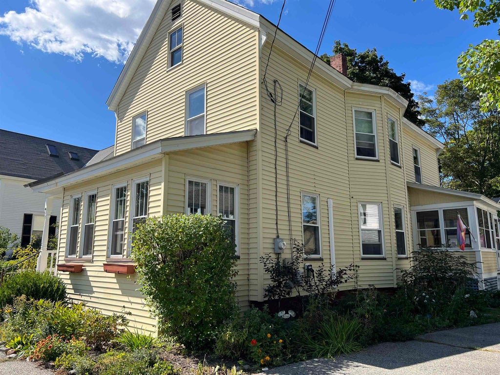 Photo of 84 Pillsbury Street, Concord, NH 03301 (MLS # 5108655)