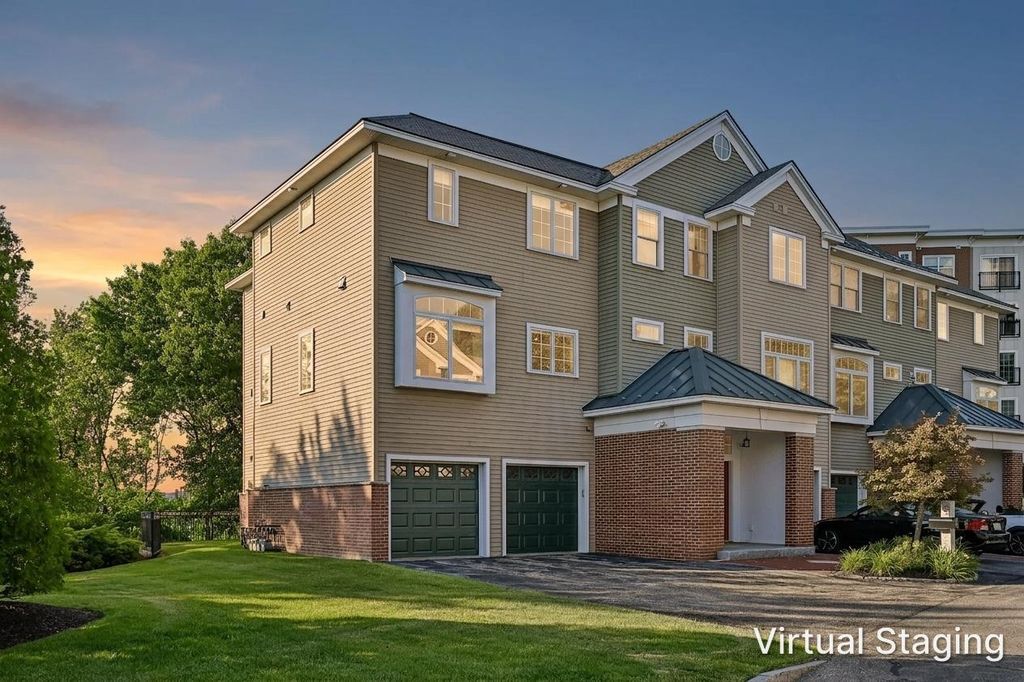 Photo of 81 Riverwalk Way #2A, Manchester, NH 03101 (MLS # 5096540)