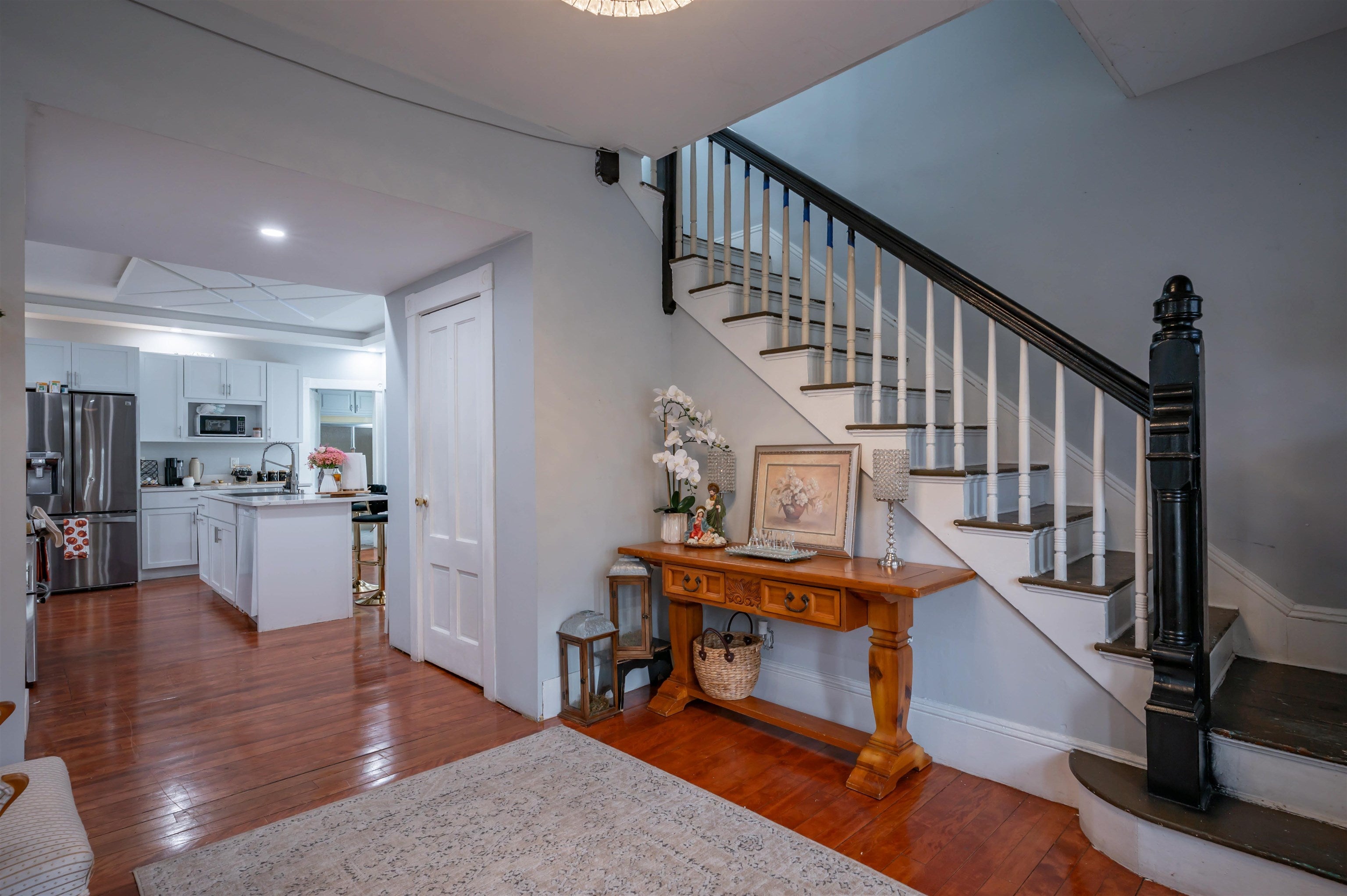 6 Copp Street