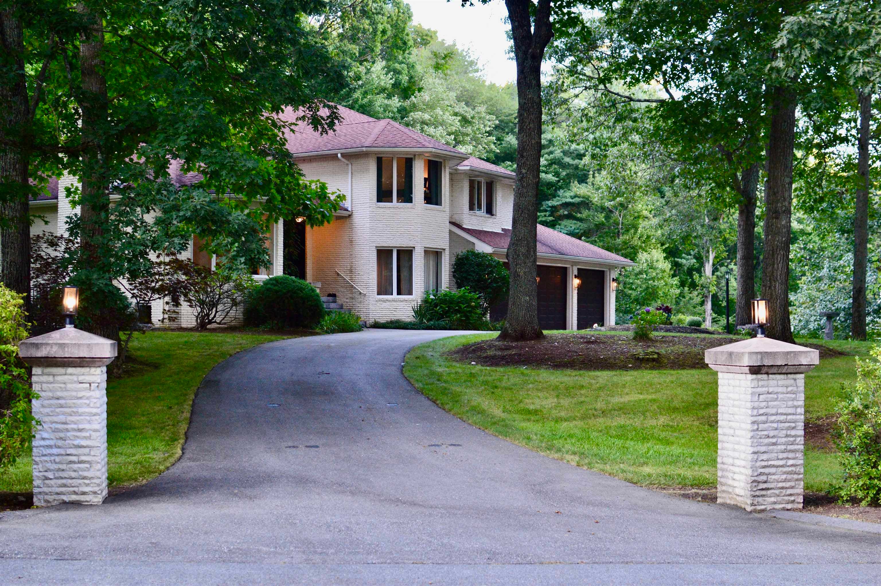 16 Fox Run Lane