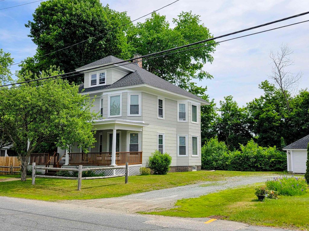 Photo of 32 Smith Street, Haverhill, NH 03785 (MLS # 5094889)