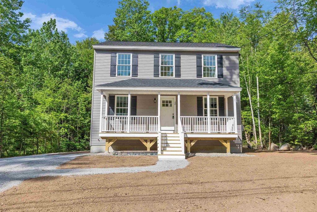 Photo of 32 Deerpoint Drive, Hillsborough, NH 03244 (MLS # 5093400)