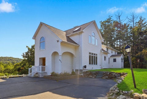 Photo of 257 Meredith Neck Road, Meredith, NH 03253 (MLS # 5107274)