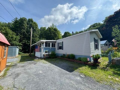 Photo of 60 Tori Lane, Bennington, VT 05201 (MLS # 5101539)