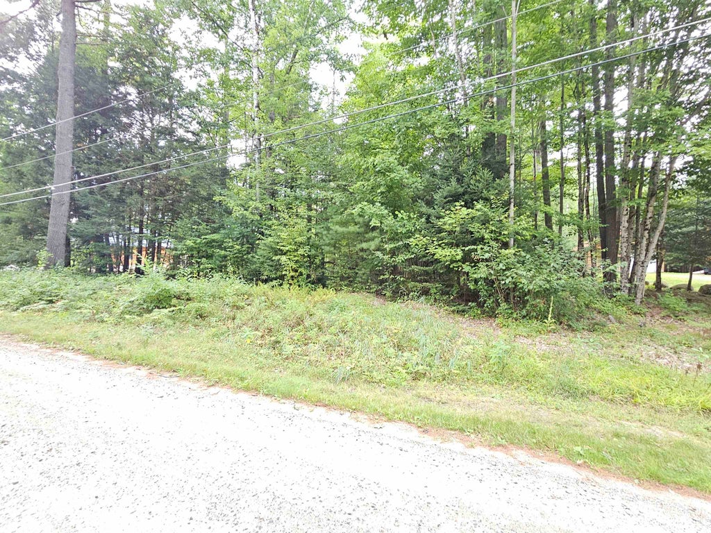 Photo of 00 Valley Road, Haverhill, NH 03765 (MLS # 5107291)