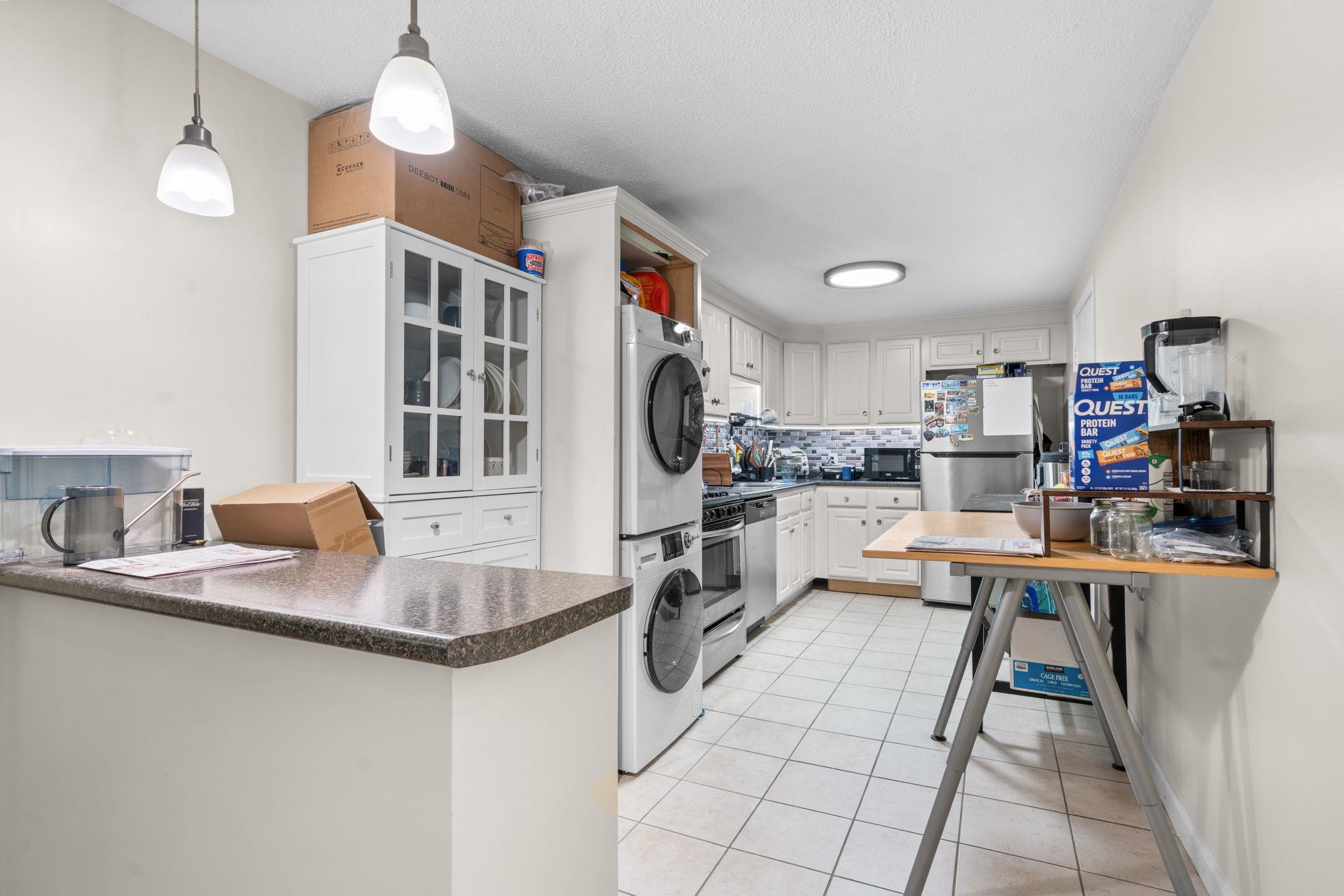 184 Cannongate III Road 184