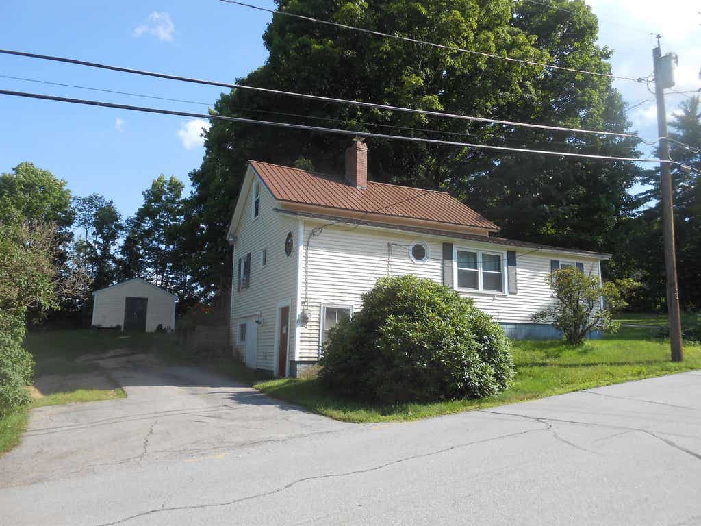 Photo of 19 Queen Street, Boscawen, NH 03303 (MLS # 5102105)