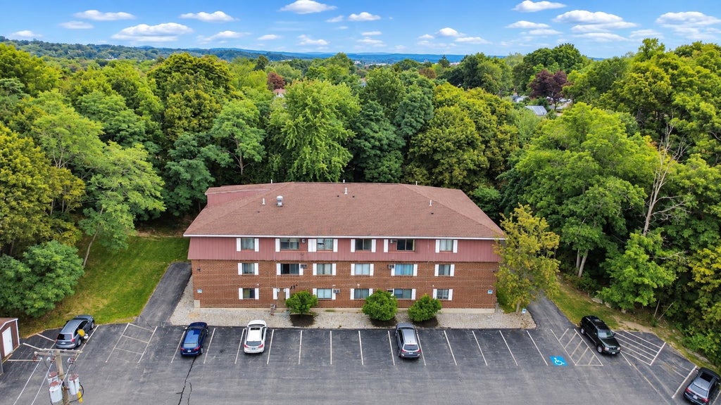 Photo of 545 Calef Road #23, Manchester, NH 03103 (MLS # 5109052)