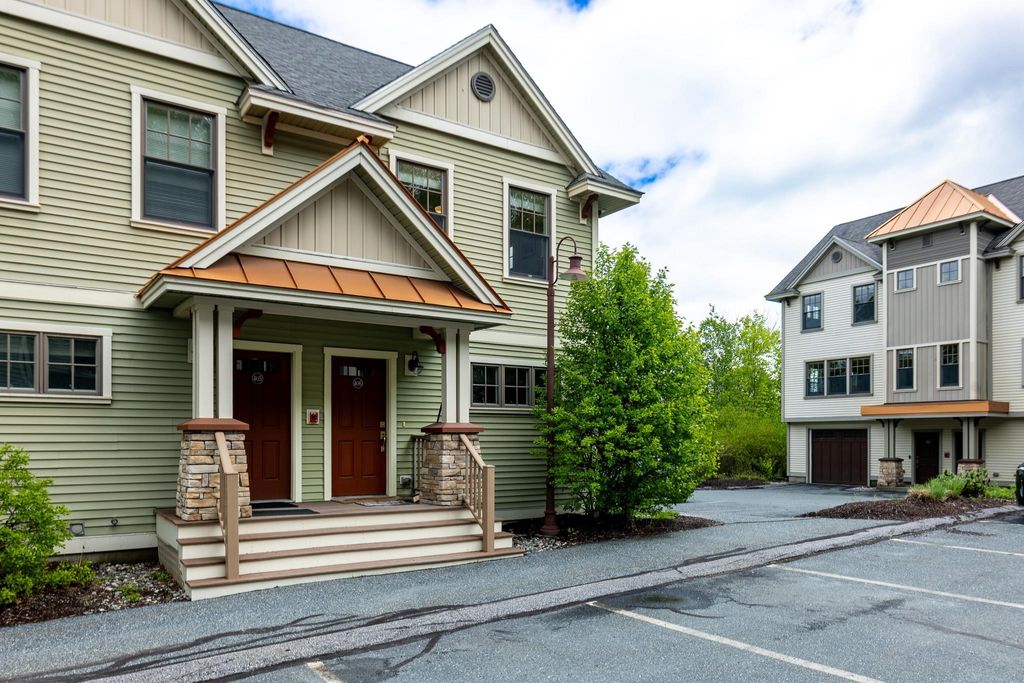 Photo of 337 Mount Support Road #406, Lebanon, NH 03766 (MLS # 5091488)