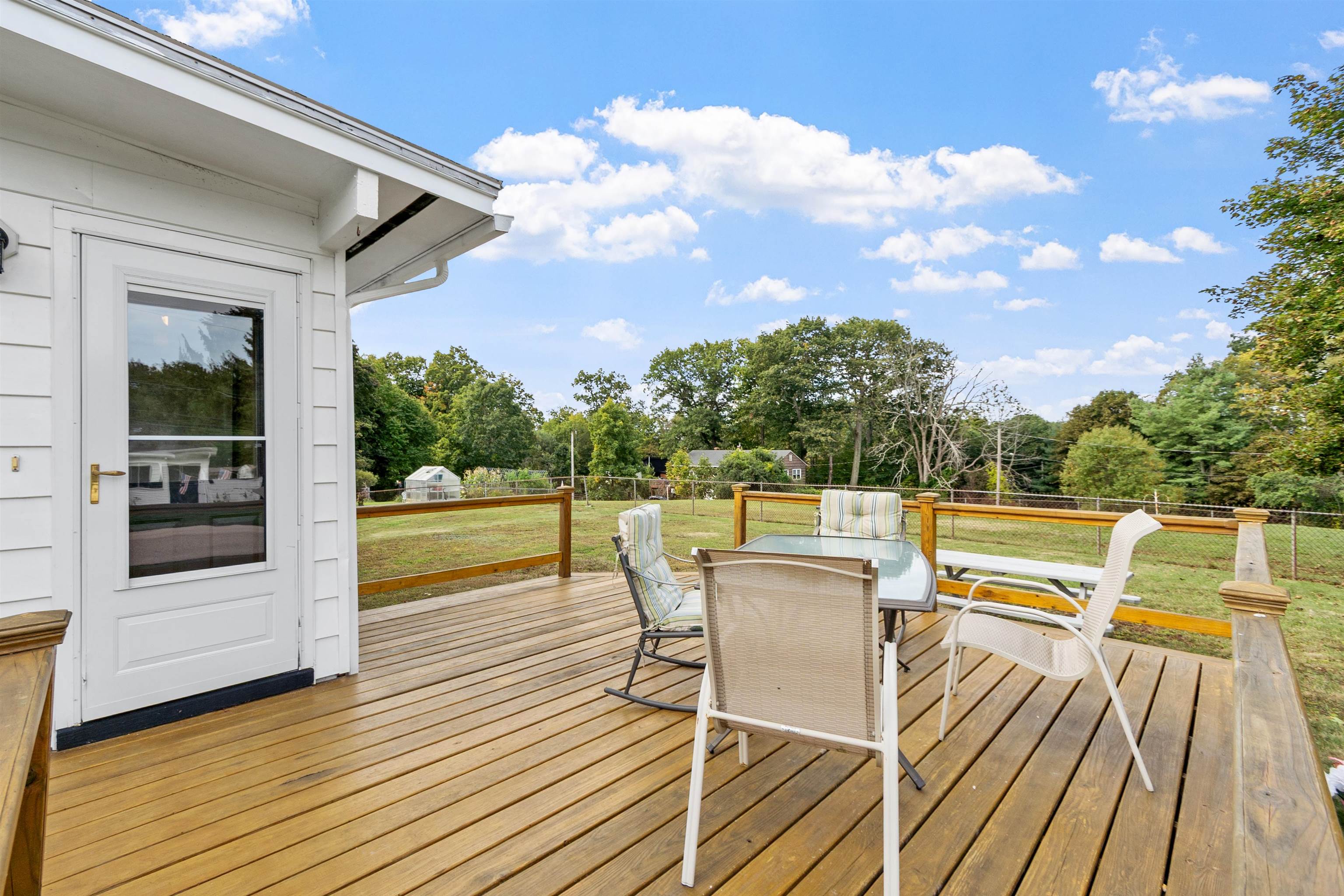 33 Meadow Lane