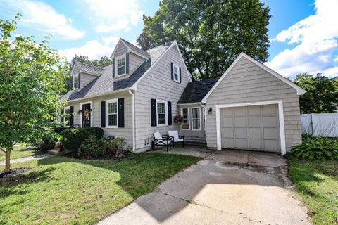 Photo of 1138 Hall Street, Manchester, NH 03104 (MLS # 5113255)