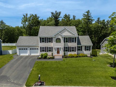 Photo of 158 Standish Lane, Hudson, NH 03051 (MLS # 5090905)