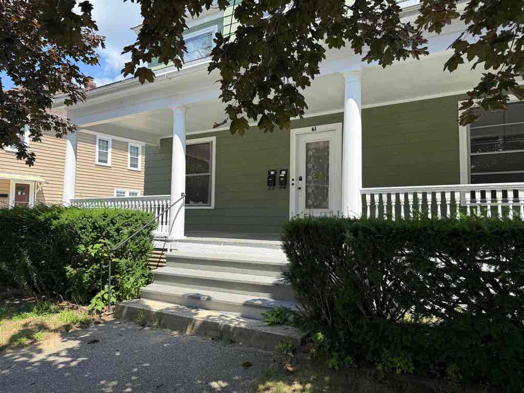Photo of 61 George Street, Manchester, NH 03102 (MLS # 5104901)