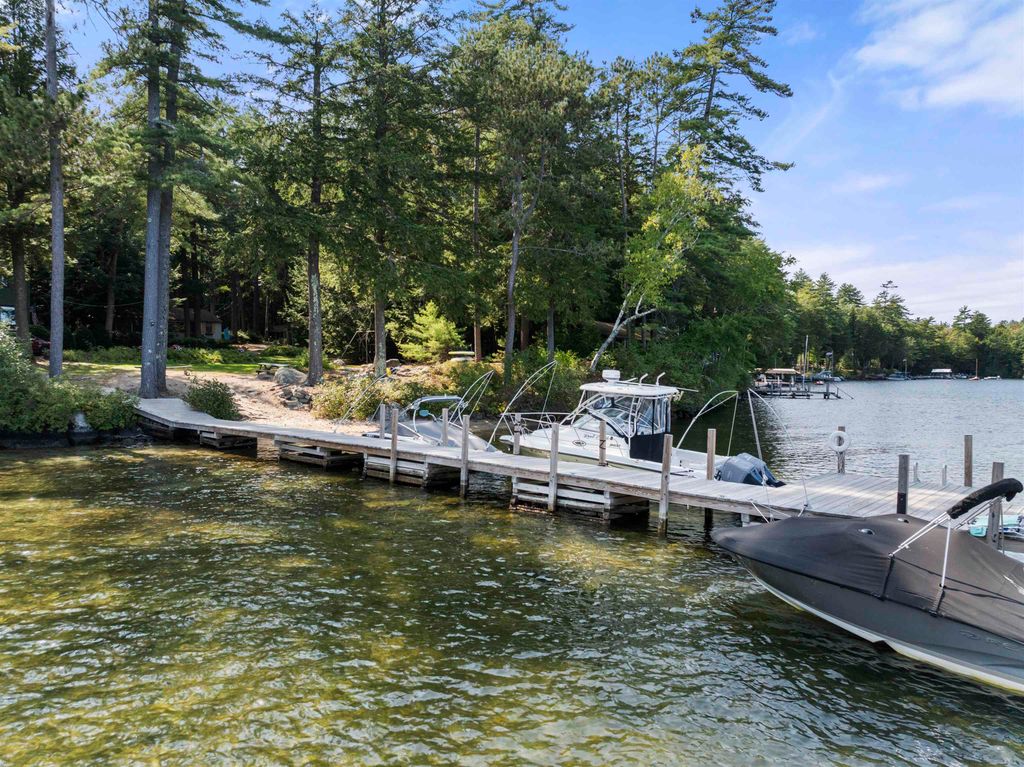 Photo of 21 Tall Pines Way, Meredith, NH 03253 (MLS # 5093066)