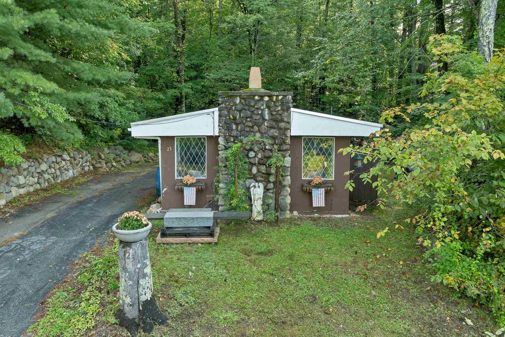 Photo of 23 Old Milford Road, Brookline, NH 03033 (MLS # 5111175)
