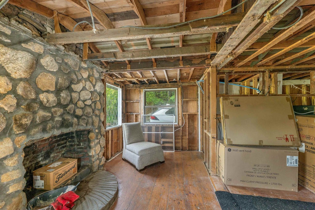 Photo of 23 Old Milford Road, Brookline, NH 03033 (MLS # 5111175)