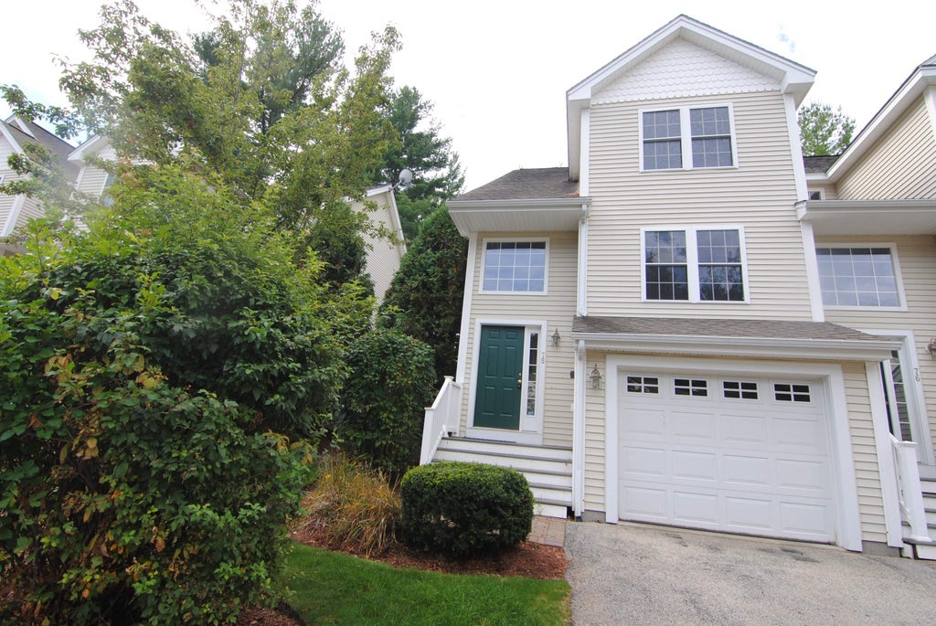 Photo of 75 Barrington Avenue, Nashua, NH 03062 (MLS # 5113069)