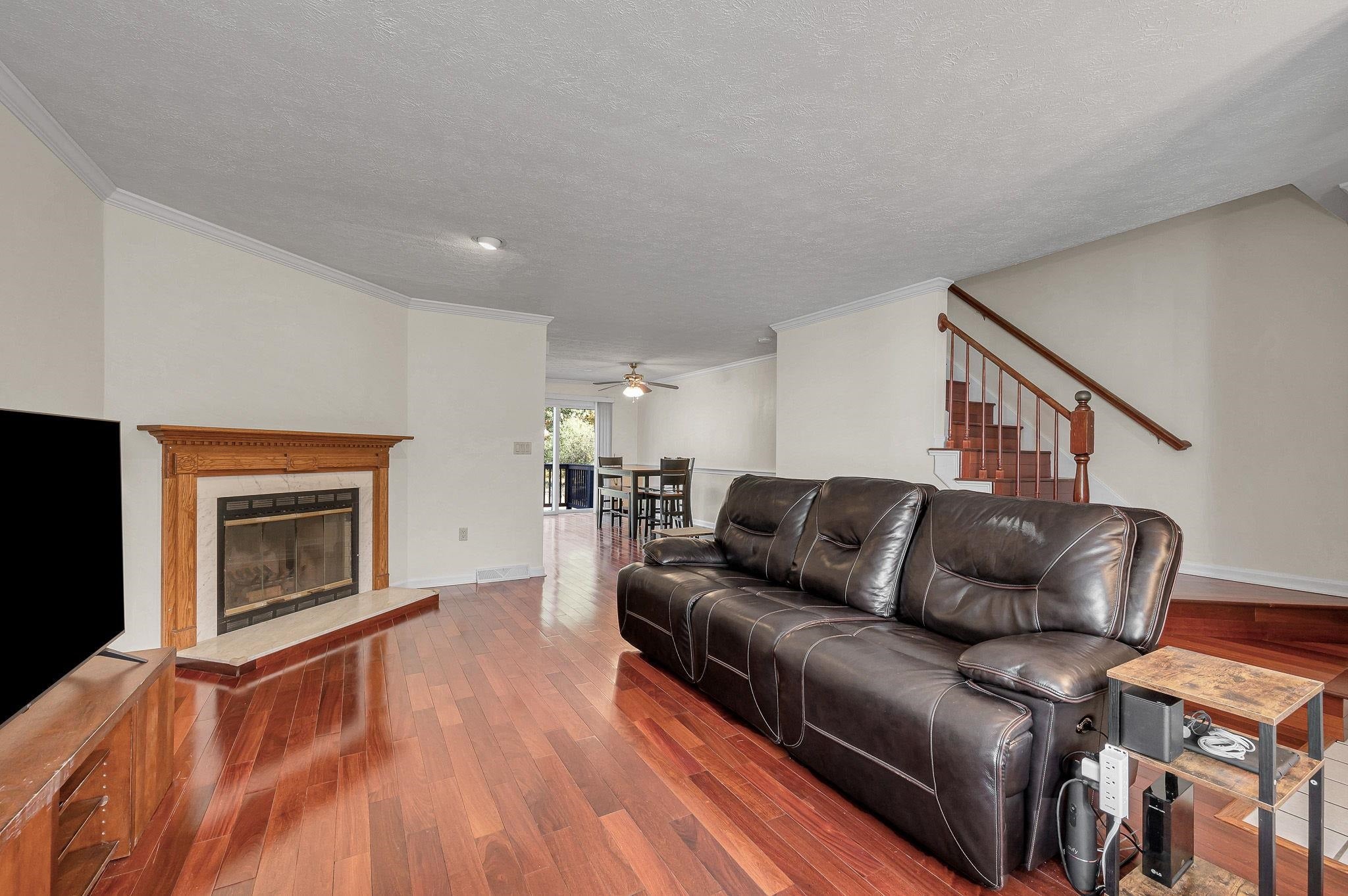 51 Cadogan Way