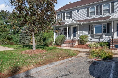 Photo of 51 Cadogan Way, Nashua, NH 03062 (MLS # 5114629)