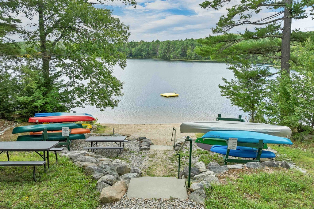 Photo of 7 Scott Drive, Alton, NH 03810 (MLS # 5107562)