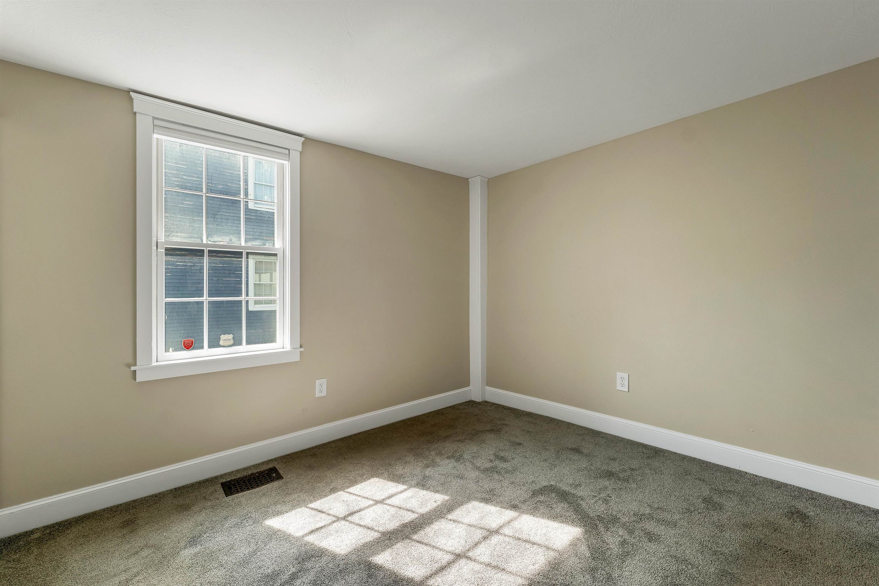 273 Maplewood Avenue 3