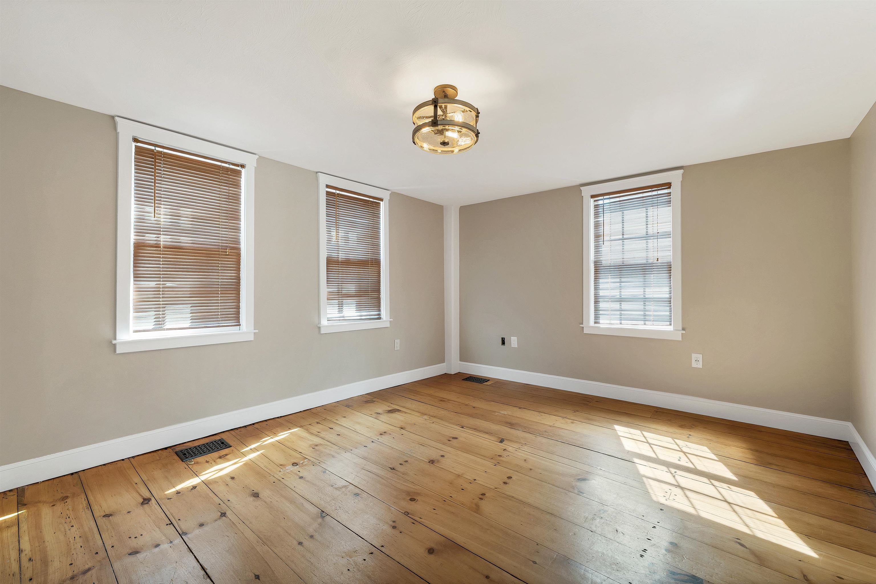273 Maplewood Avenue 3