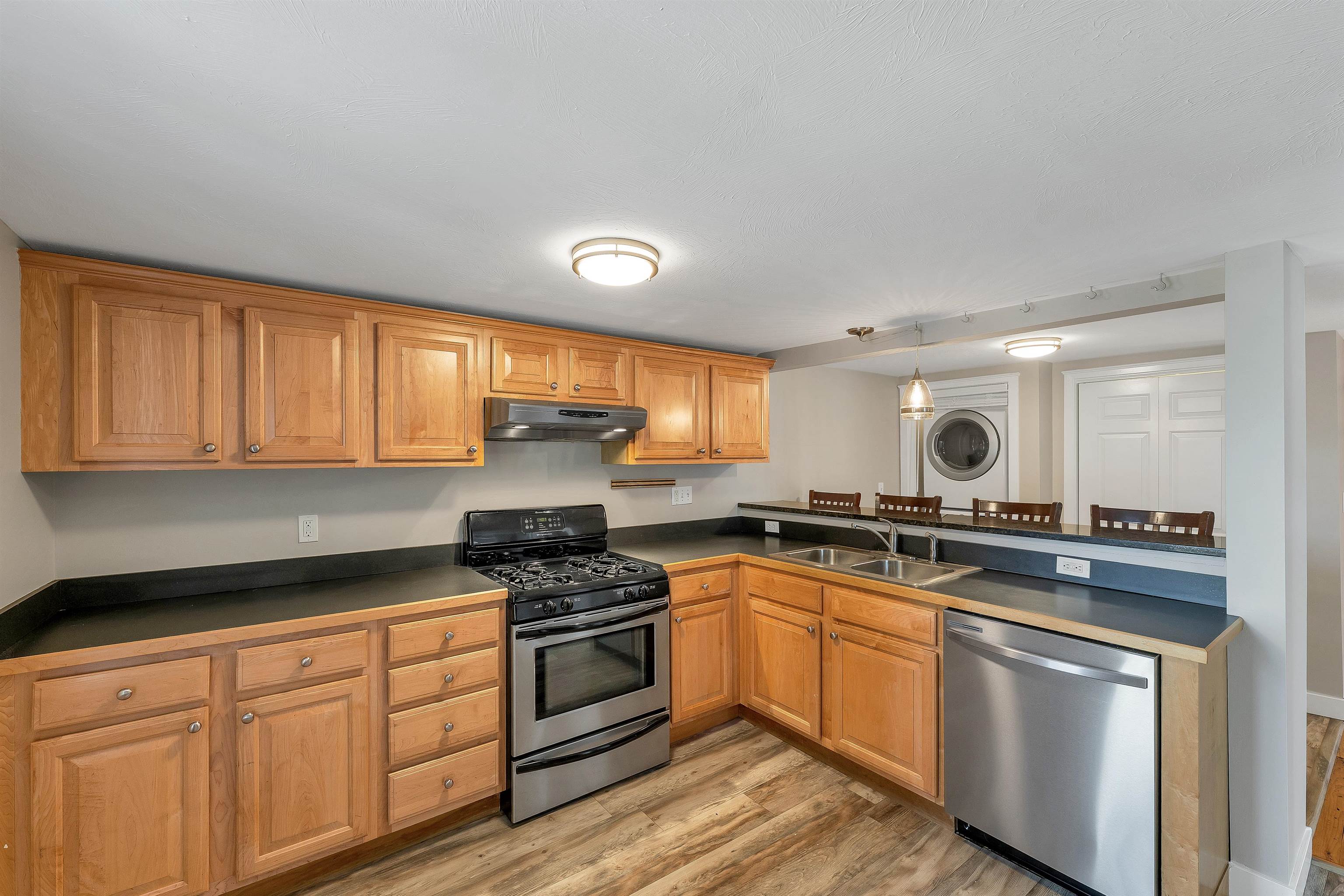 273 Maplewood Avenue 3