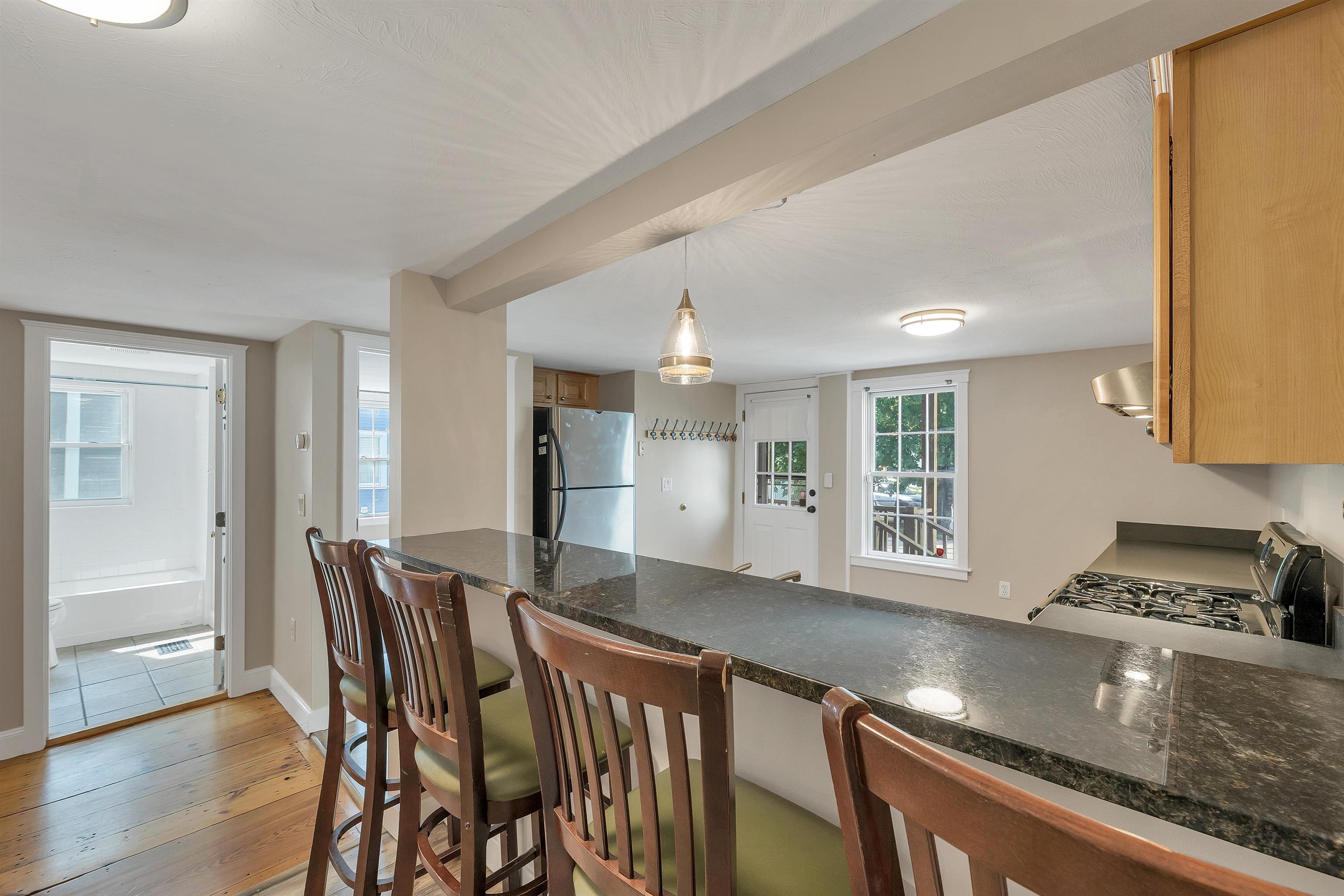 273 Maplewood Avenue 3